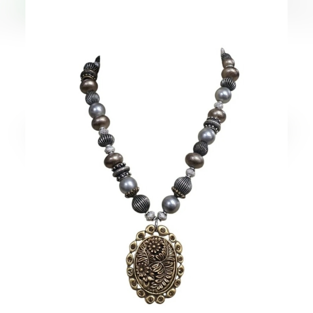 Chico's Necklace Flower Pendant Silver Bead Statement Retro Chunky Gold Ornate‎
